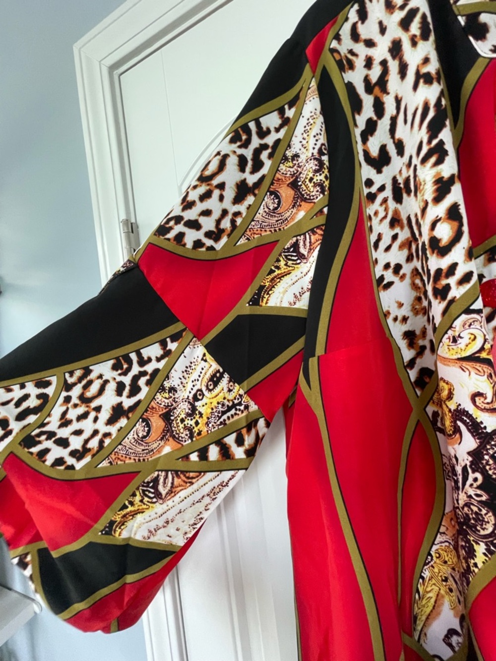 Red & Black Patterned Women's Kimono Kimono Size 18+ - Picture 3 of 7